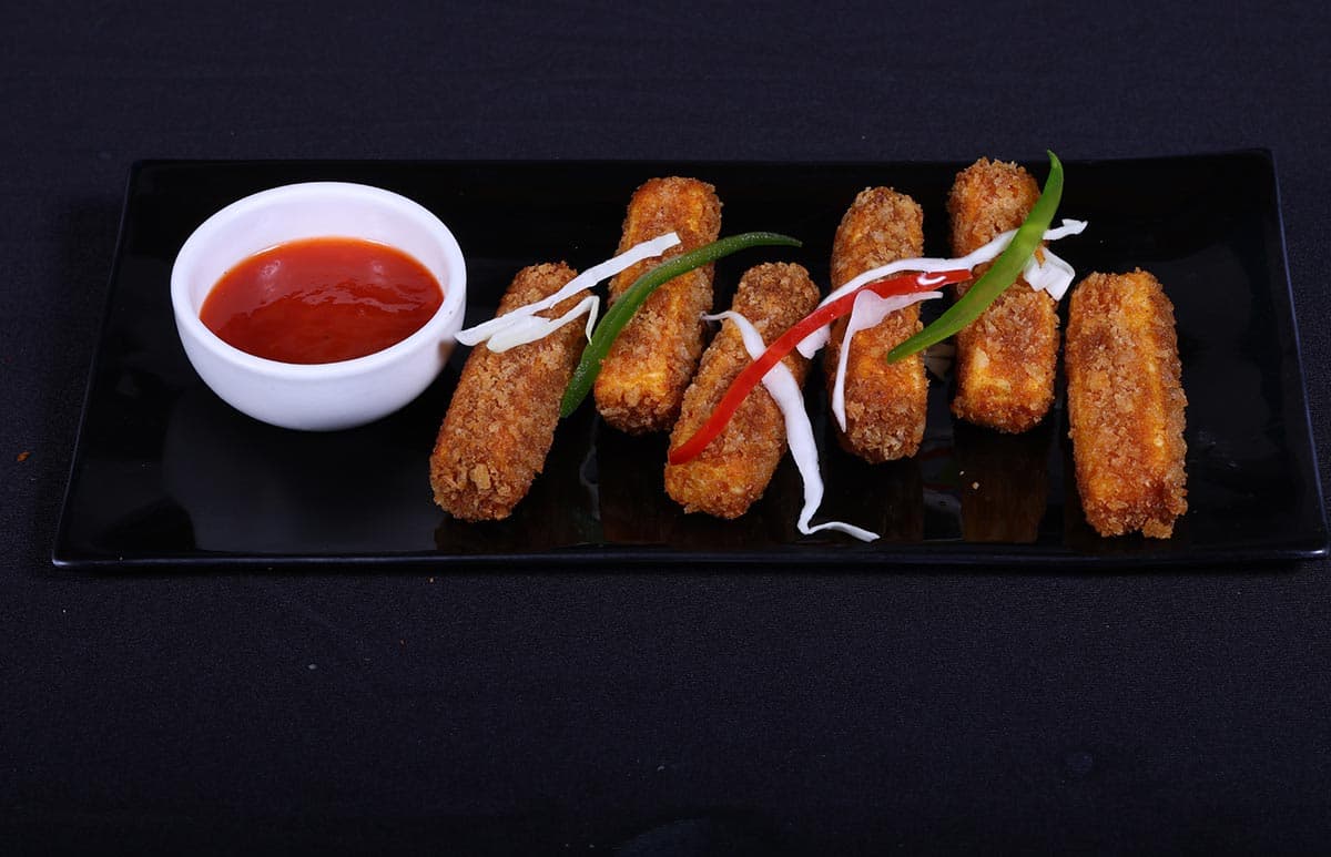 Cheese fingers with chilli sauce at Foyer
